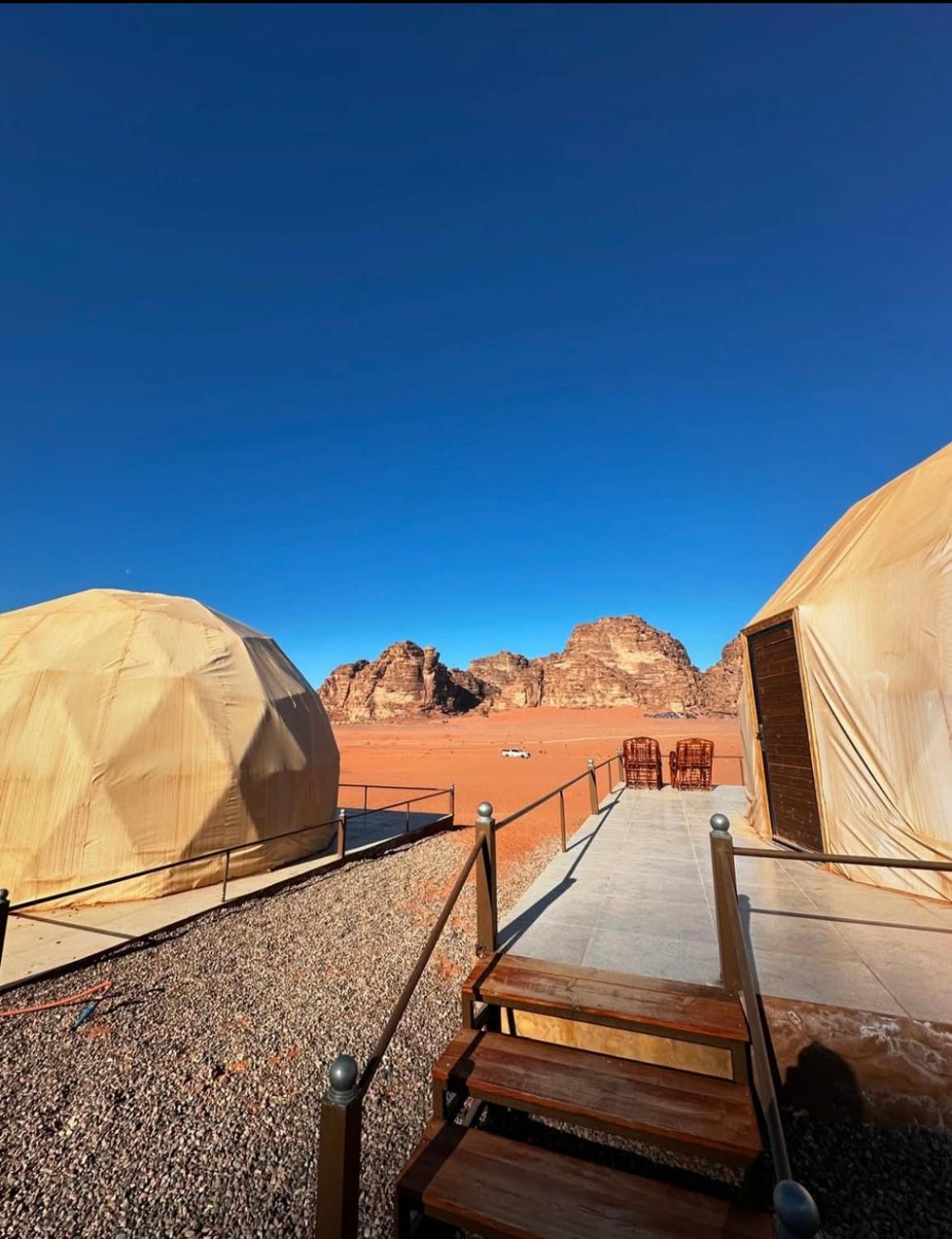 Rum Warm Bubble Camp Wadi Rum Exterior foto